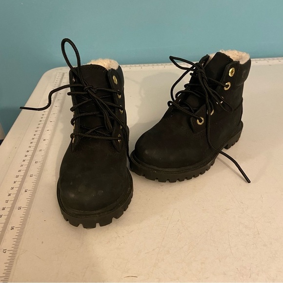 Timberland black waterproof boots - kids  size 8 - Picture 1 of 14